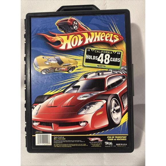 Vintage Hotwheels case holds 48 cars. Excellent condition. - Picture 1 of 7